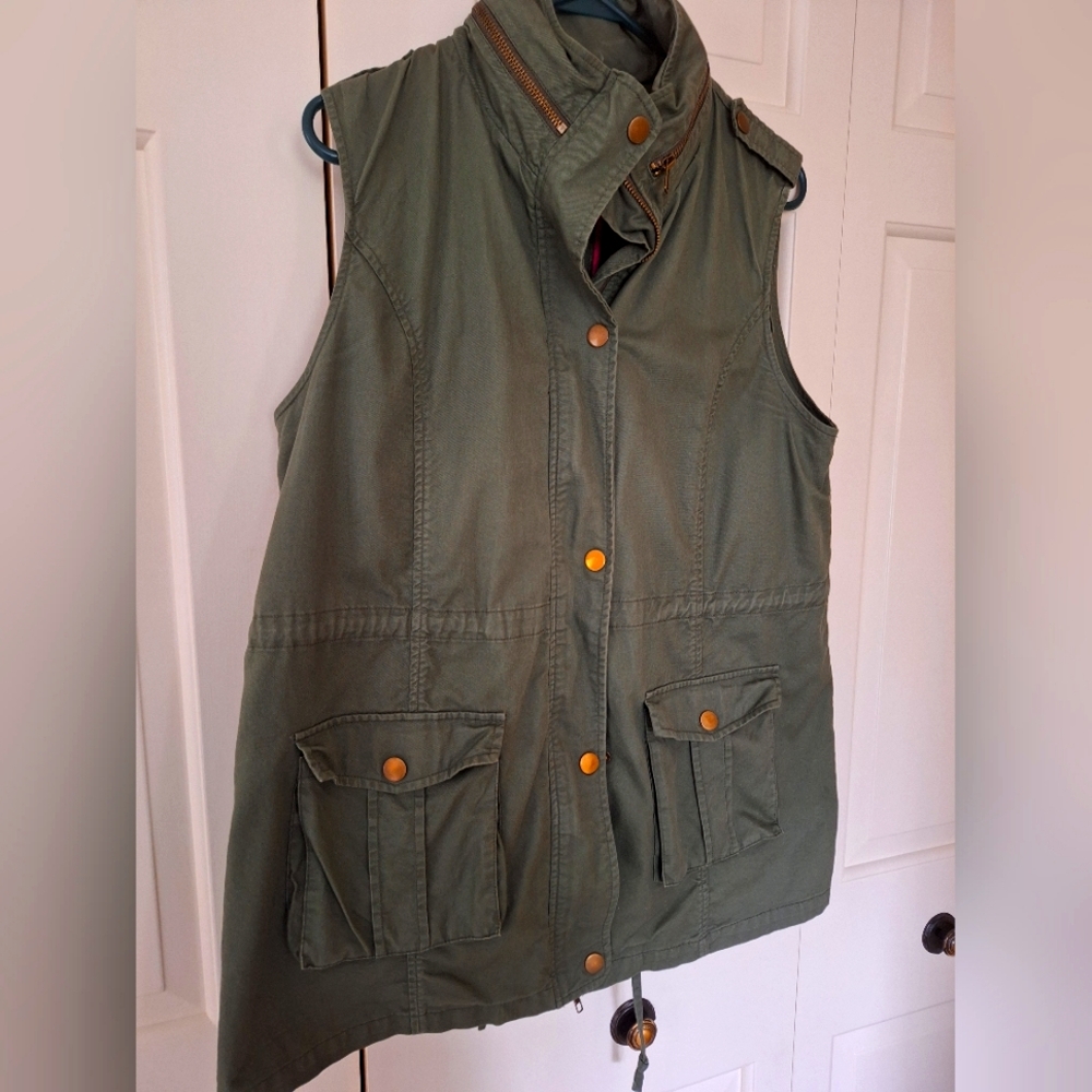 Market and Spruce Sleeveless Cargo Jacket Sz XL